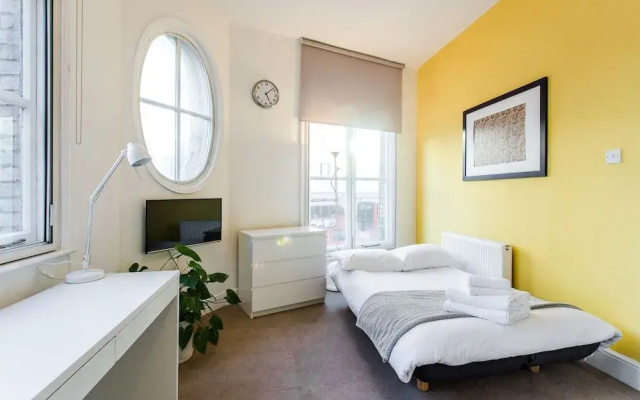 Vibrant Apartment - Heart of Shoreditch