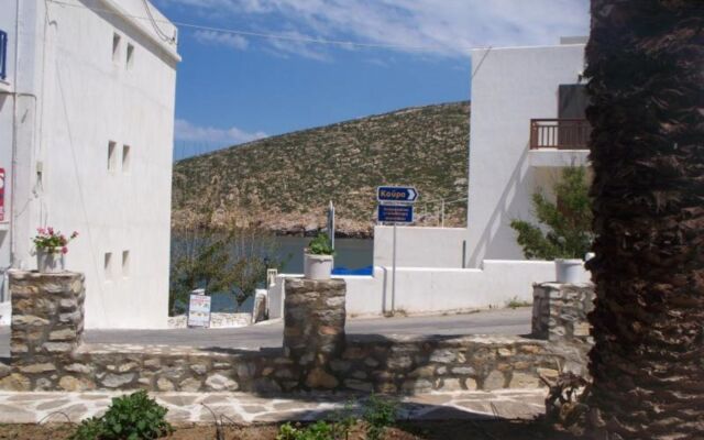 Adonis Hotel Naxos