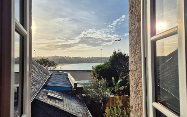 Nice Holiday Flat, 100 m From the Beach, Erquy