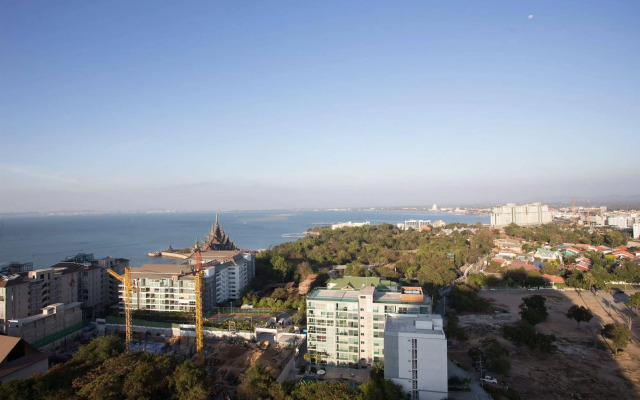 R-Con Wong Amat Suite