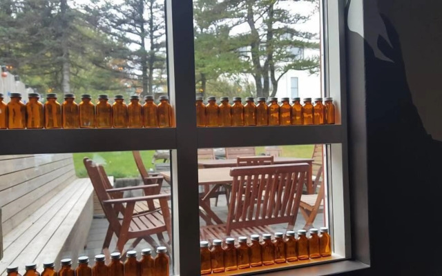 Grand-Inn Bar and Bed