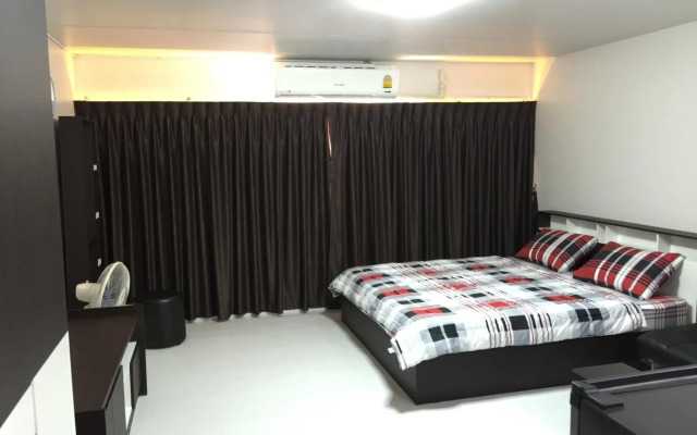 Muangthongthani Rental by Khun Dan