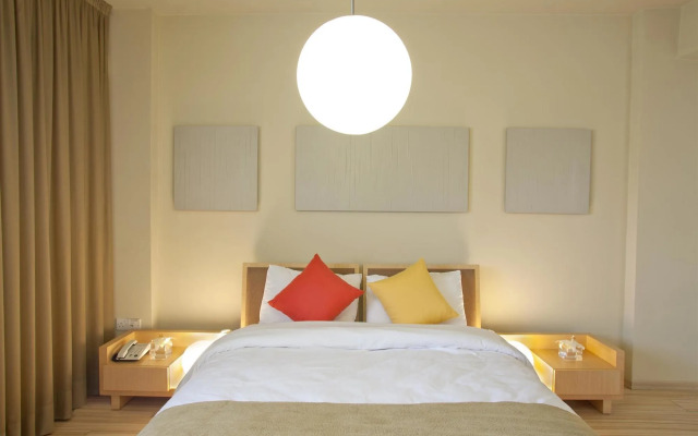 Almond Business Hotel