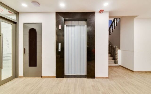 OYO Townhouse 174 Gandhipuram