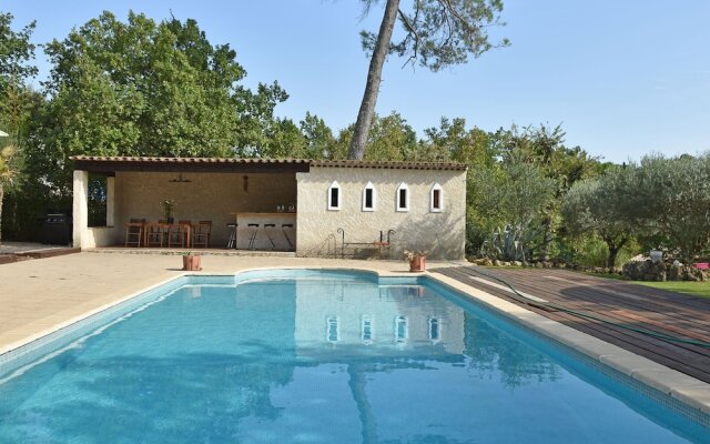 Beautiful, Modernly Decorated Provençal House Only 30 Kilometres From Cannes