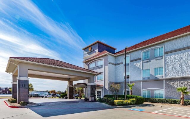 La Quinta Inn & Suites Garland Harbor Point