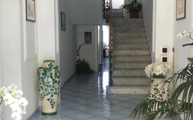 L'Incanto Restaurant & Suites
