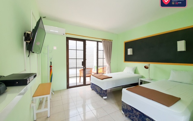 Griya Wijaya – Guest Rooms – Ambarawa