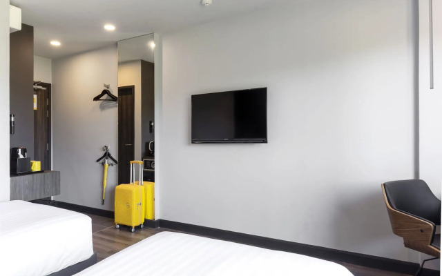 Sleep Mai Airport Lifestyle Hotel