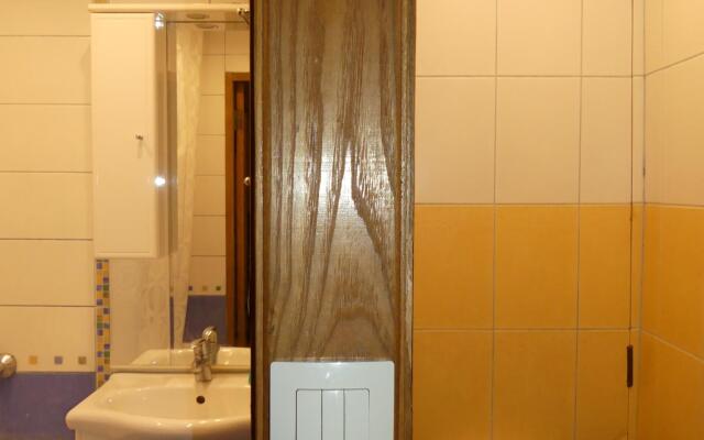 Апартаменты на улице 2-я Черногрязская 1