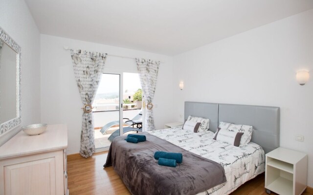 Colina Blanca - edificio apartamentos