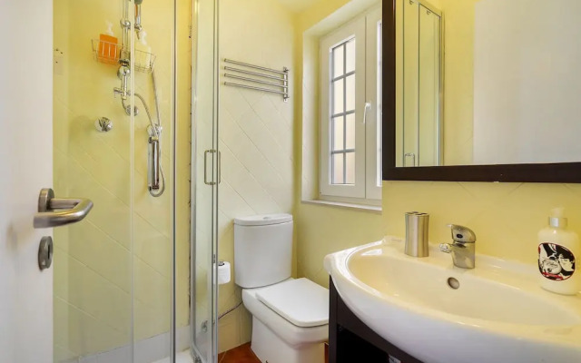 Central Alfama Hideaway Perfect To Explore Lisbon