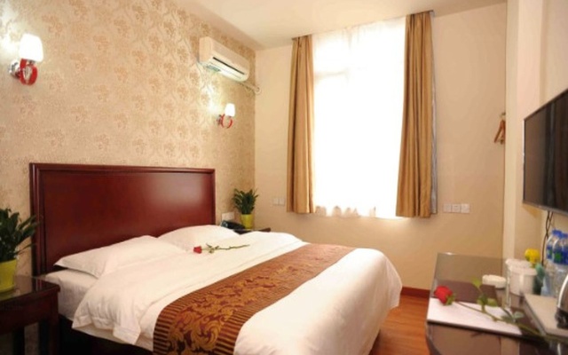 GreenTree Eastern GuangDong Guangzhou East Dongfeng Road Zhonghua Square Express Hotel – Guest Rooms – Guangzhou