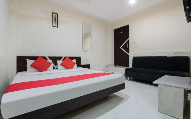 Oyo 44287 Hotel Aarav Plaza