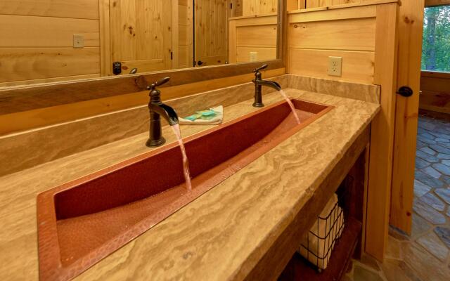 Copper Creek Lodge in Gatlinburg