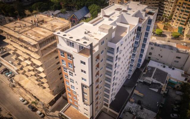 Sdq, Gym, Pool, 1br 2B, Downtown F7