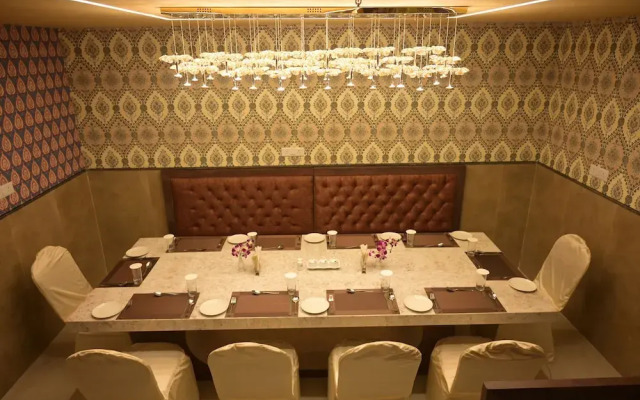 Hotel Ananta Sayana