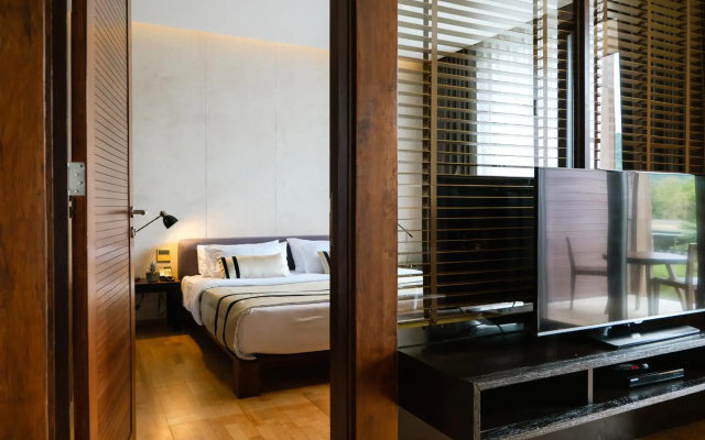 atta Lakeside Resort Suite
