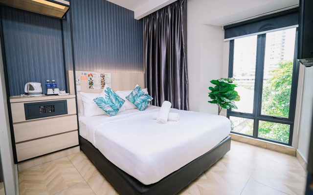 Worldview Grand Hotel