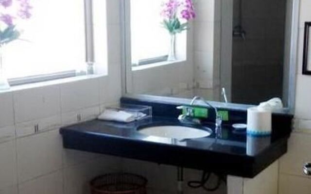 Tengzhou Hotel
