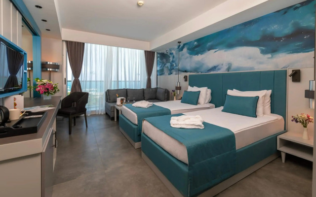 Crystal Centro Pearl Collection