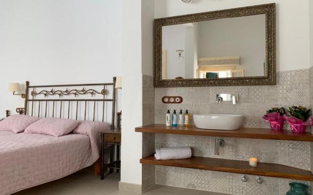 Seranova Luxury Hotel - Adults Only