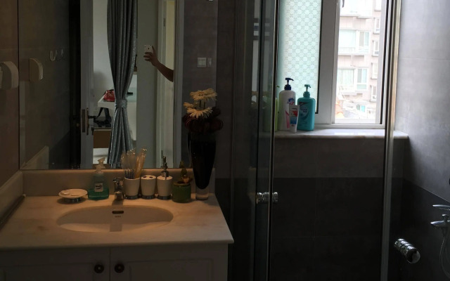Shanghai JJ BNB Lvzhonghai Branch