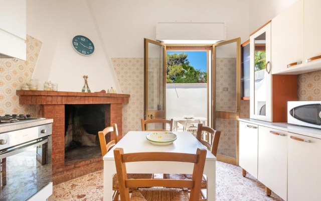 2482 Villa Estate by Barbarhouse