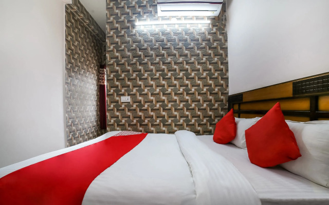 OYO 37914 Hotel Kalindi
