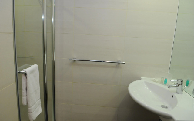 Holiday Inn Salisbury - Stonehenge by IHG