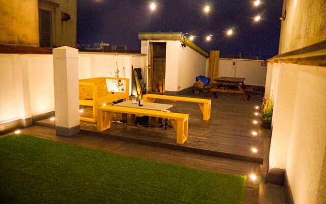 Travelers' house ROOTs - Hostel
