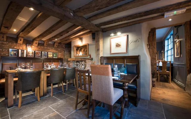 Olde George Inn