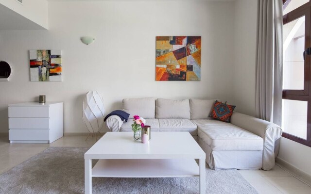 Spacious 1BR in Heart of JVC