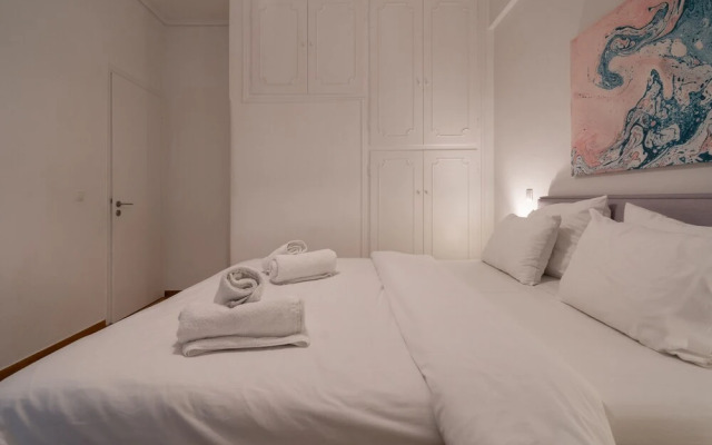 Zan Moreas Beautiful Apt in Koukaki