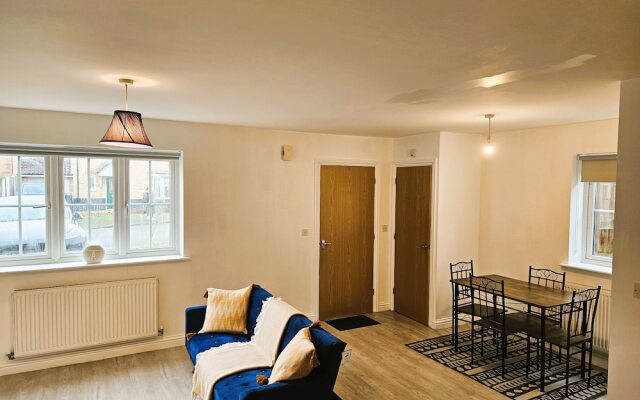 Impeccable 2-bed House in Basildon
