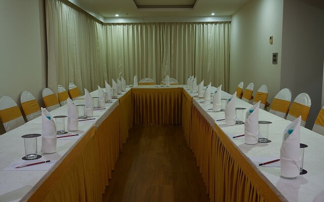 Grand Continent Malleshwaram A Sarovar Portico Affiliate Hotel