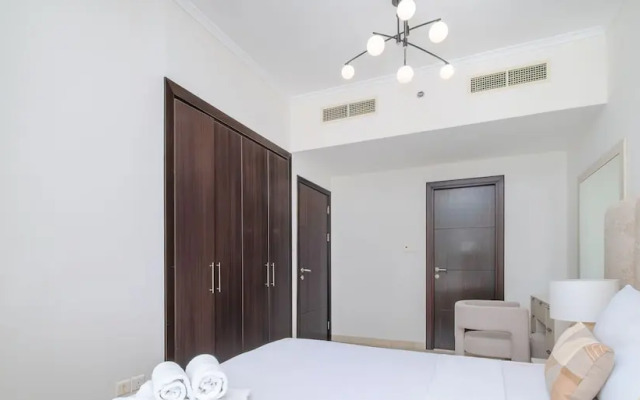 LUX The Dubai Marina View Suite 2