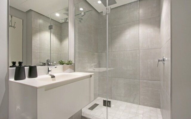 16 On Bree - Unit 1808