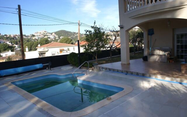 CUBELLES HLCLUB House