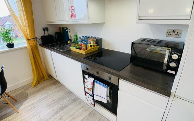 Springfield Apartment by Southwest Rooms - Free Parking & Netflix