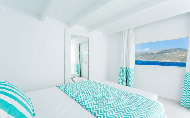 Archipelagos Hotel