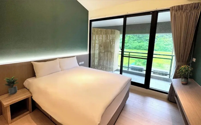 Longtan Lake Inn