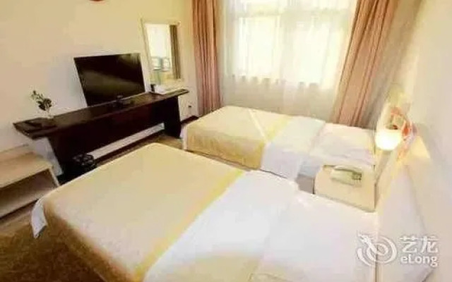 Zhuhui Business Hotel - Qingdao