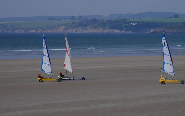 Holiday Home With sea Views, Tregarvan