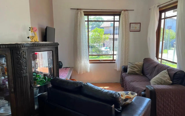 Linda casa 100 metros do mar -F12