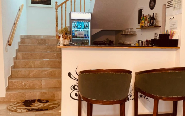 Pensiunea Anotimpuri by Casa Sandu