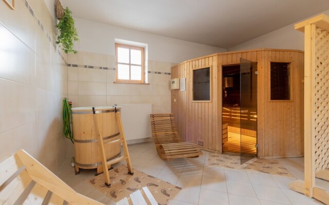 Zakopane Ski Apartment near Polana Szymoszkowa by Renters