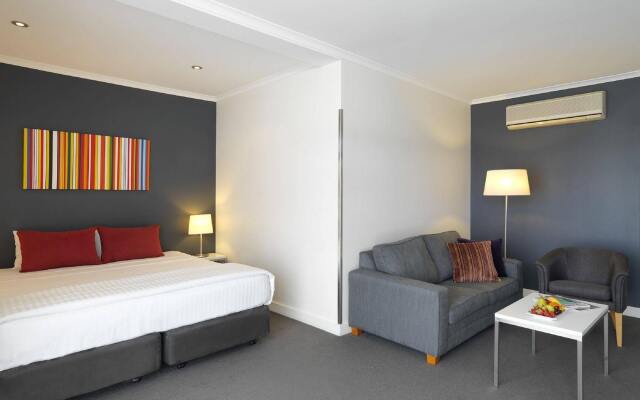 Quality Hotel Carlton Melbourne