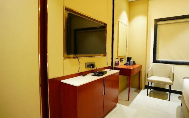 Hotel Shreyas Grand Ananthapur