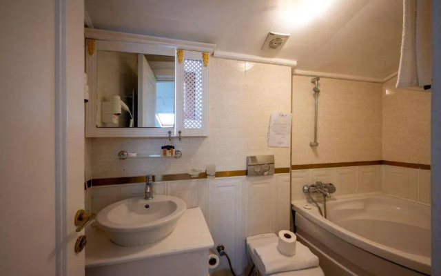 Villa Paradiso & Spa Hotel